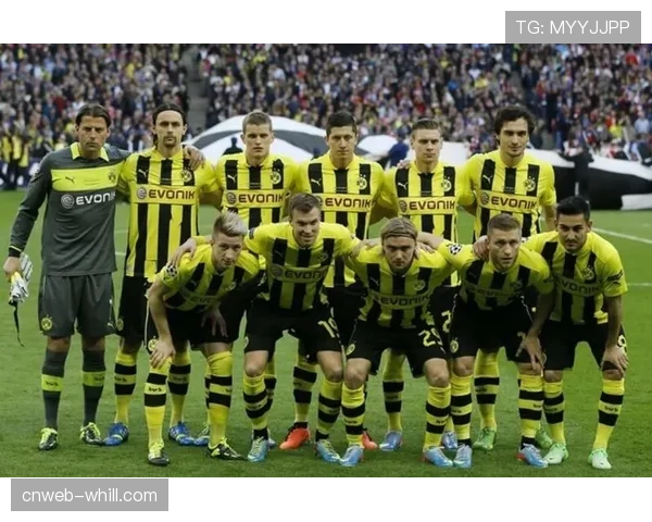 从崩盘到史诗逆转:多特蒙德更衣室内部视角回顾对阵马竞的翻盘之夜。